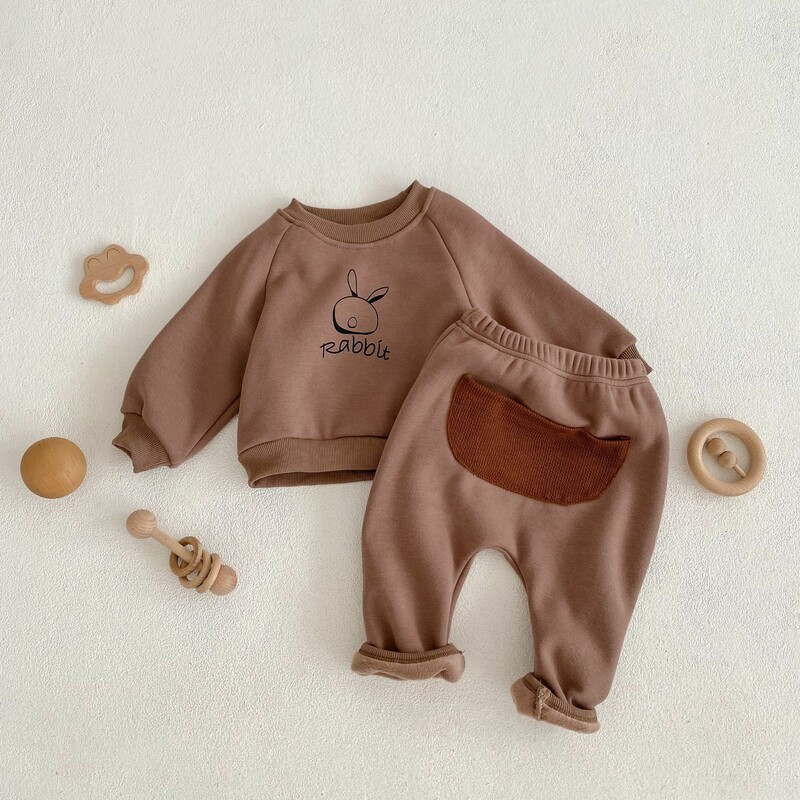 Baby 2-Piece Set Sweatshirt and Sweatpants Brown (1)