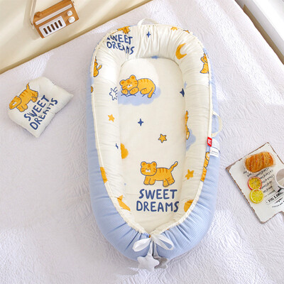Newborn Baby Reversible Nest Bed/Sleeping Pod - Sweet Dreams (1)