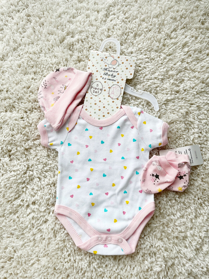 Newborn Baby 5-Piece Clothing Set Bodysuit, Beanie& Mittens - Unicorn Pink (4)