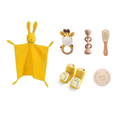 Newborn Baby 6 Piece Giftbox - Bunny Yellow (2)